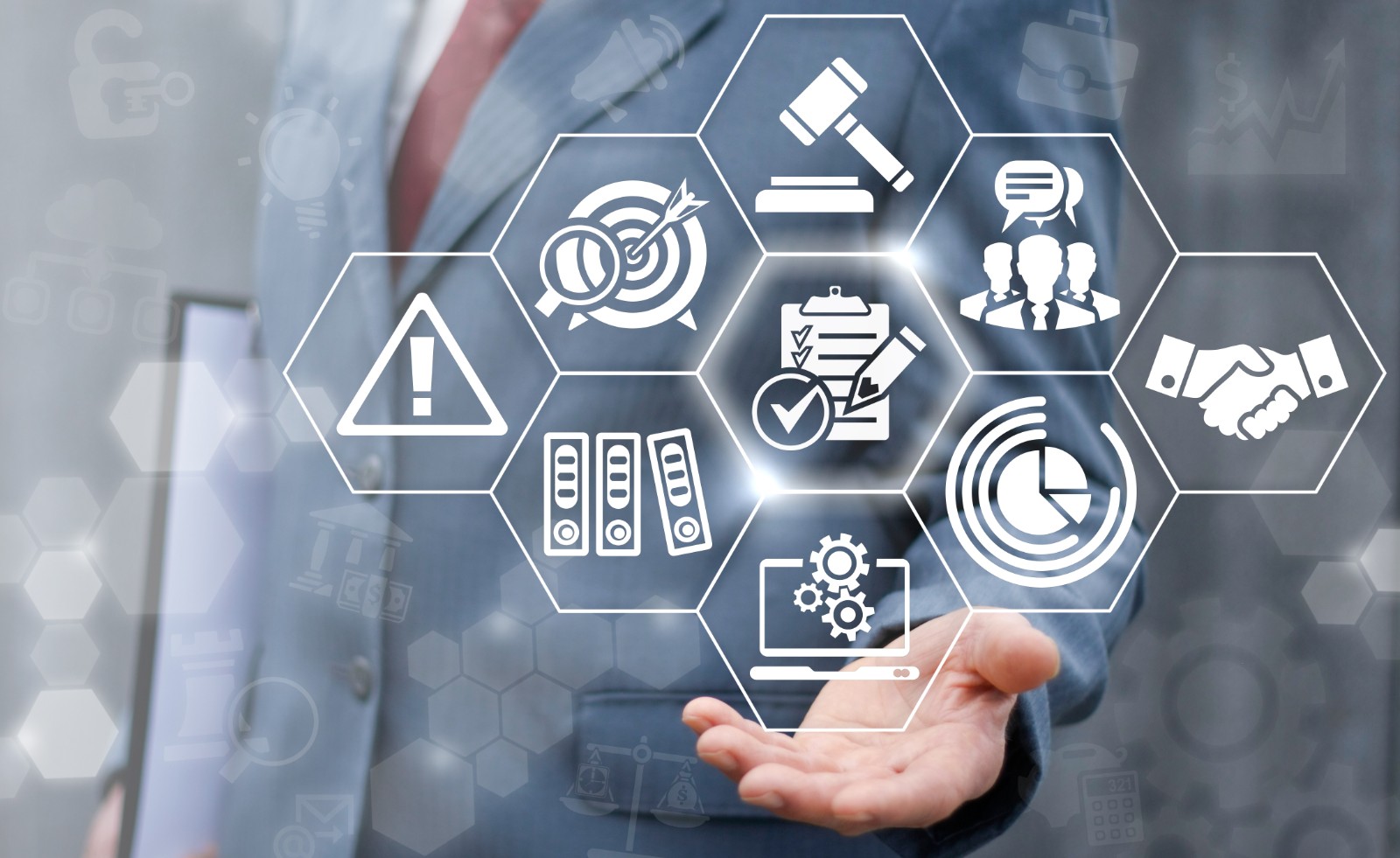 从天下数字经济报告看鸿运国际动力：数字化转型效劳普惠各行各业